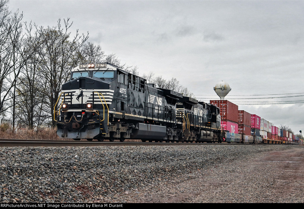 NS 4875 on 268